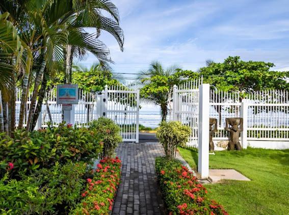 Oceanfront Paloma Blanca Jaco Costa Rica Apartment Exterior photo